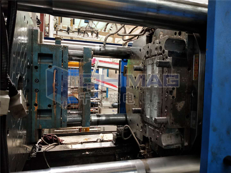 富強(qiáng)鑫550T磁力模板