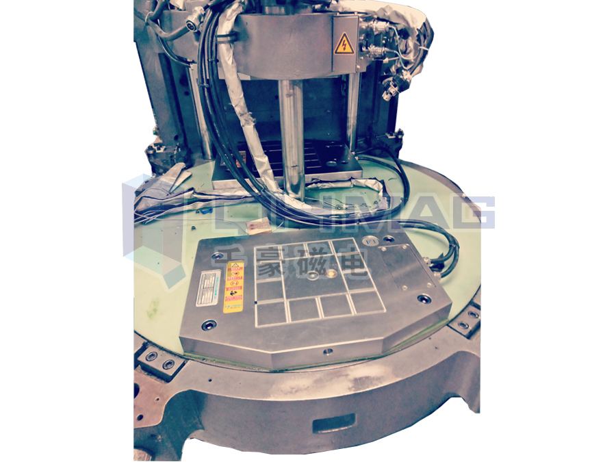 立式注塑機(jī)如何更好地實(shí)現(xiàn)快速換模？