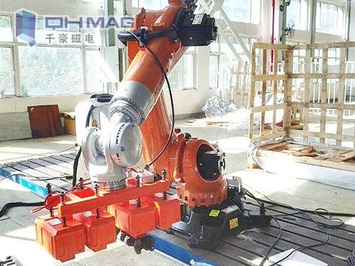 機(jī)械手電永磁吸盤