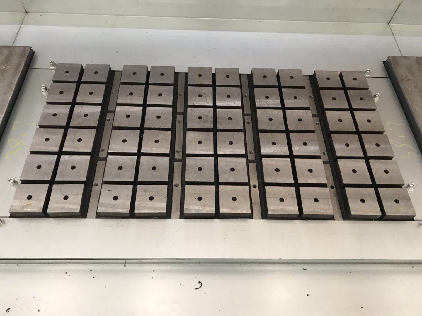 電永磁吸盤(pán),注塑機(jī)快速換模,電永磁起重器